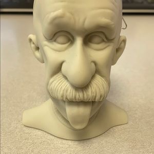 Meet your Posher, Tina